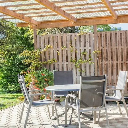 Zum Seeblick * أونينغين